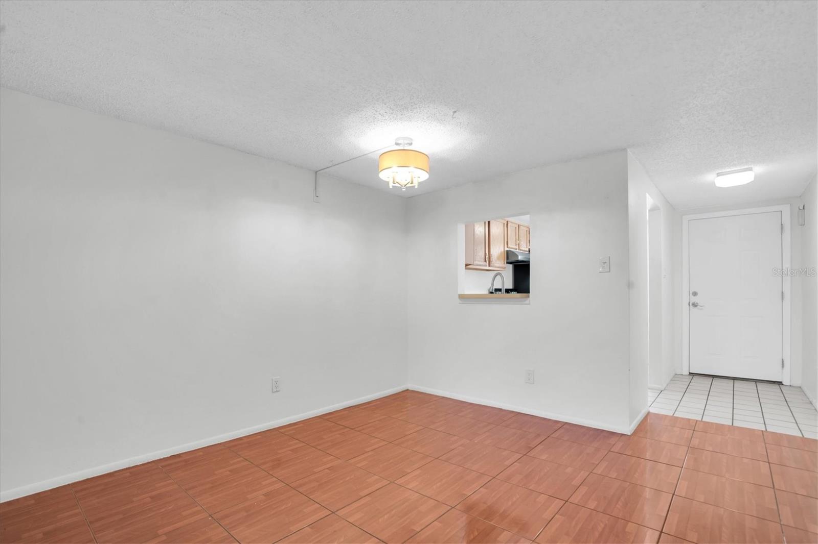 Image 7 of 47 For 3248 Trophy Boulevard 3248