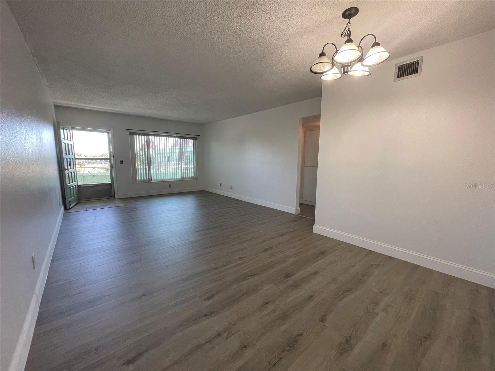 Image 15 of 64 For 2359 Finlandia Lane 65