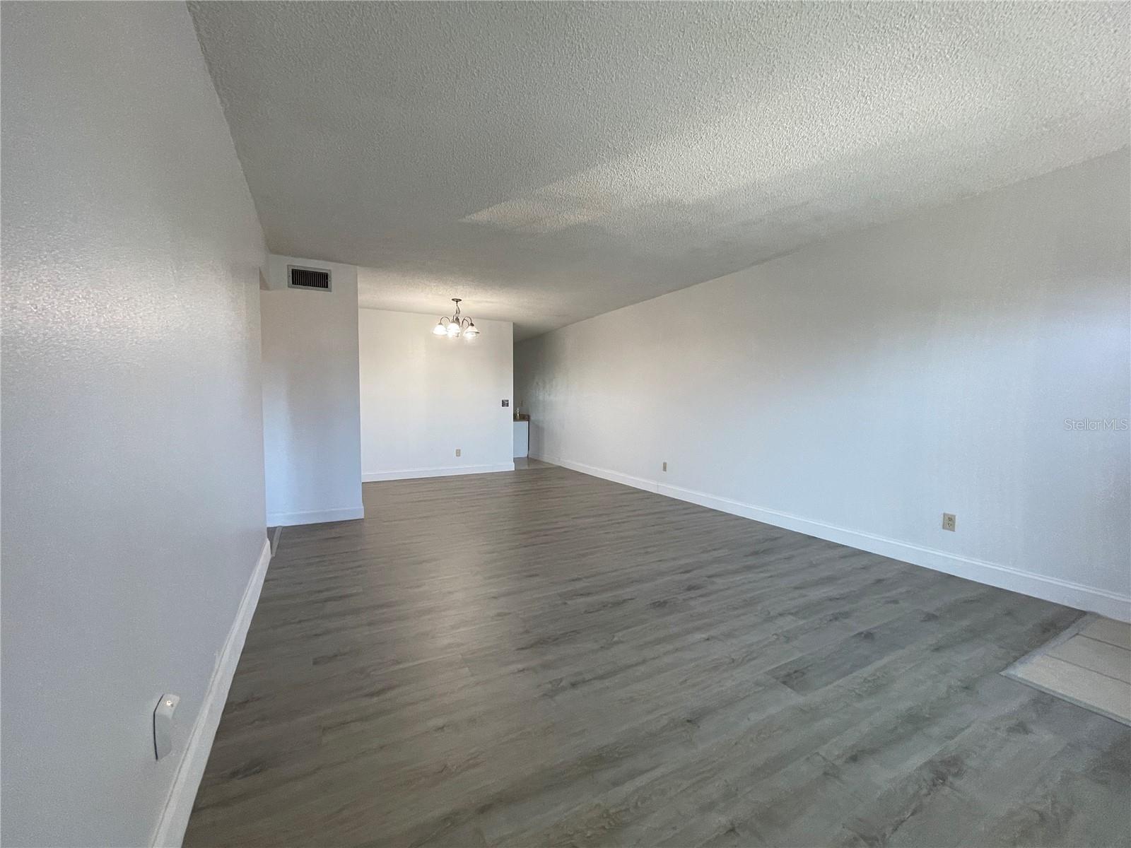 Image 9 of 64 For 2359 Finlandia Lane 65
