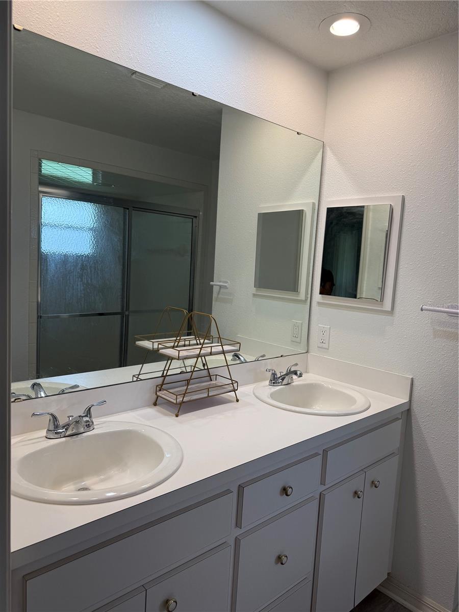 Image 26 of 28 For 2130 Saxon Lane