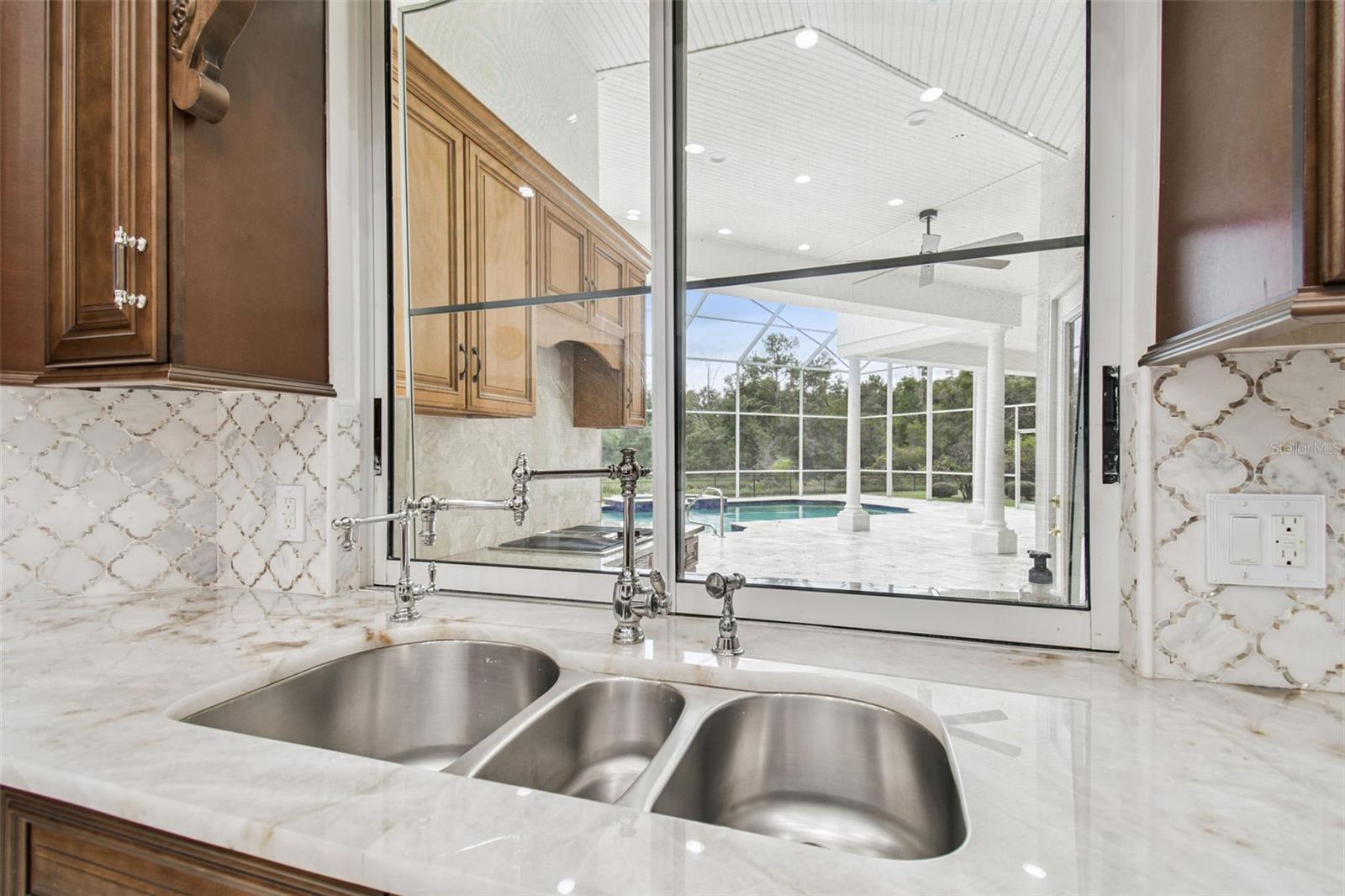 Image 18 of 87 For 3020 Kensington Trace