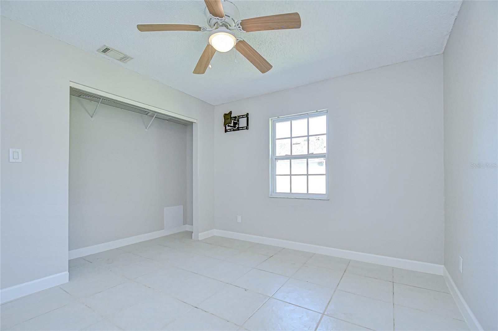 Image 27 of 69 For 12442 Green Oak Lane