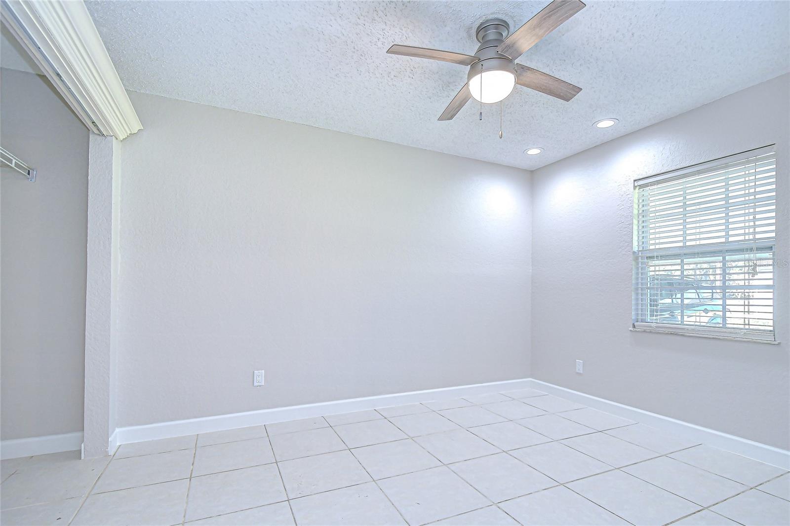 Image 28 of 69 For 12442 Green Oak Lane
