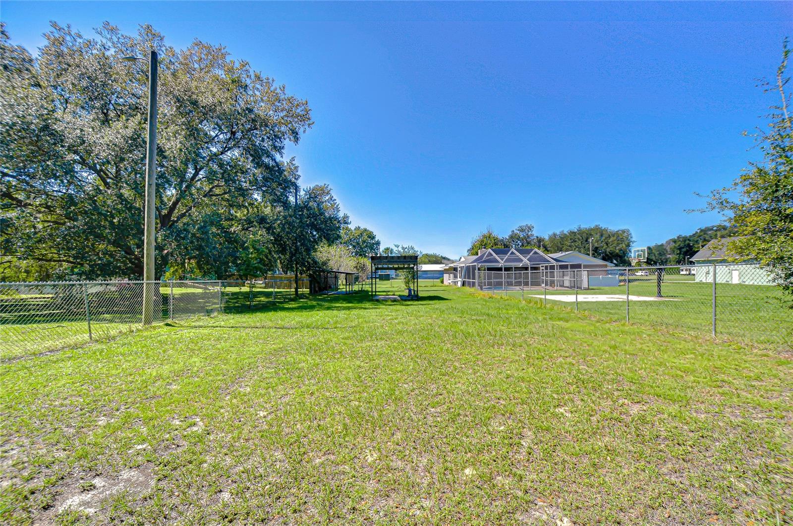 Image 47 of 69 For 12442 Green Oak Lane