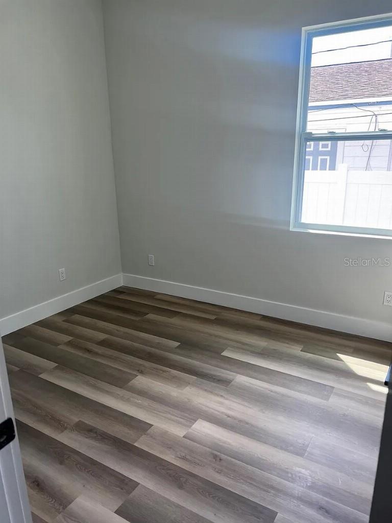Image 22 of 27 For 2644 42nd Avenue N