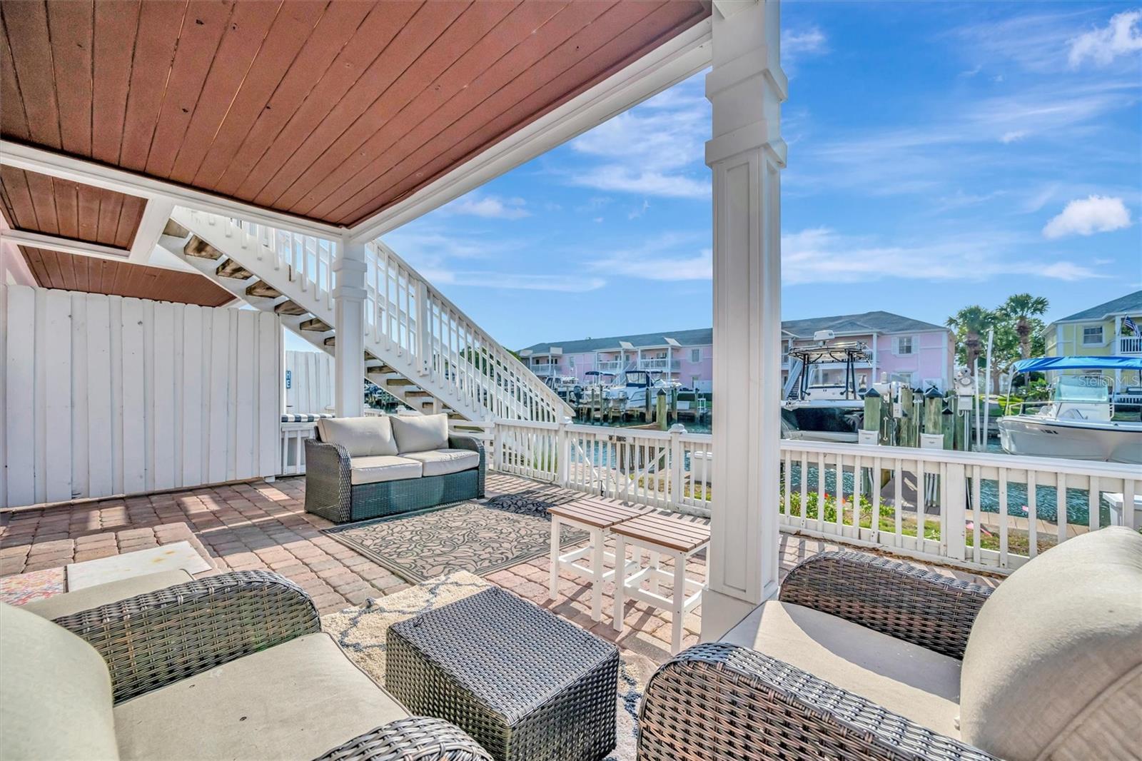 Image 27 of 53 For 4827 Coquina Key Drive Se B