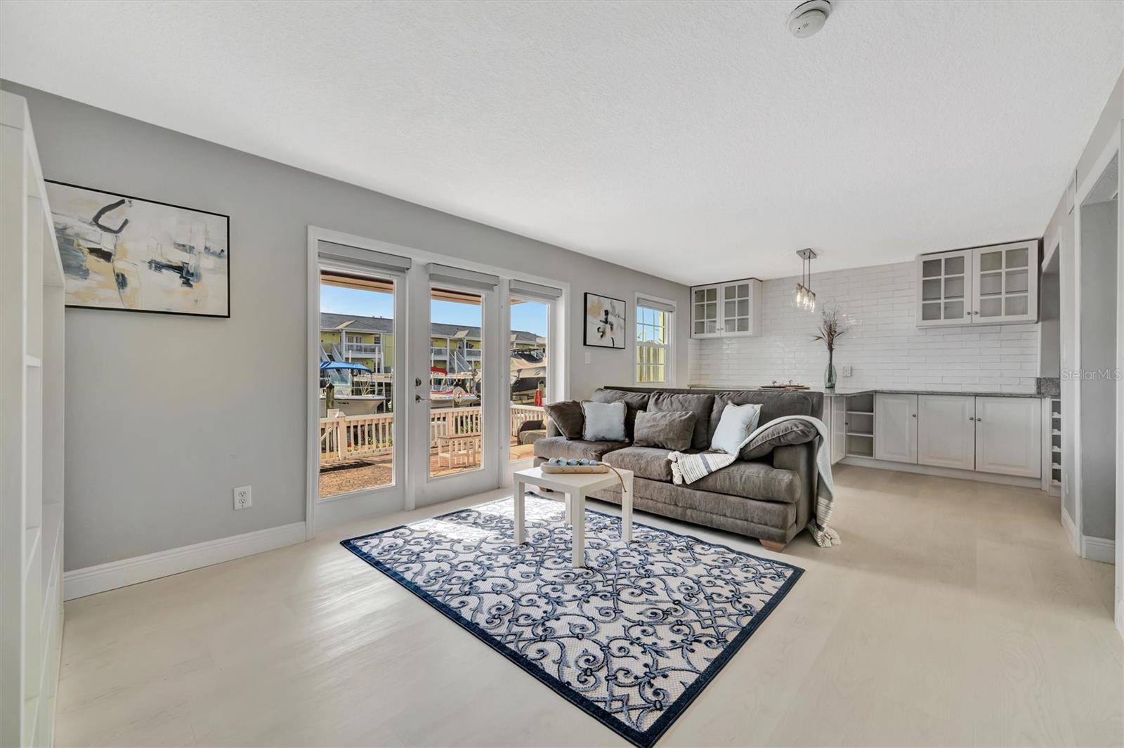 Image 4 of 53 For 4827 Coquina Key Drive Se B