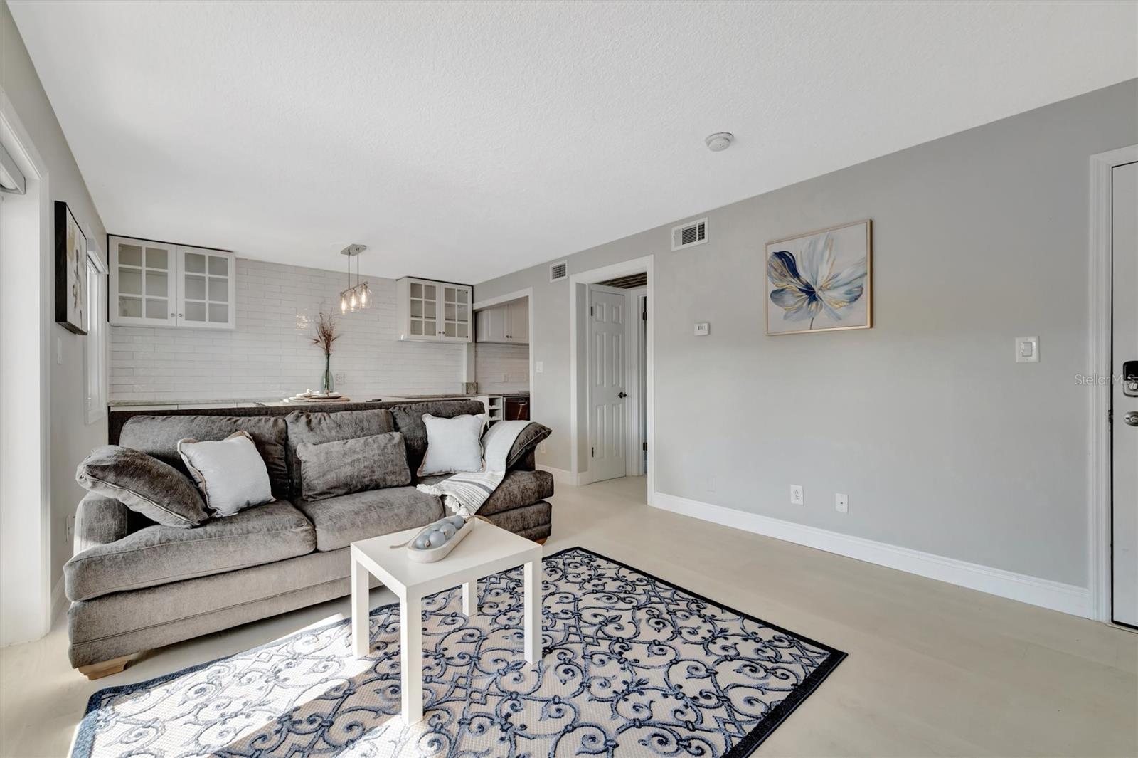 Image 5 of 53 For 4827 Coquina Key Drive Se B