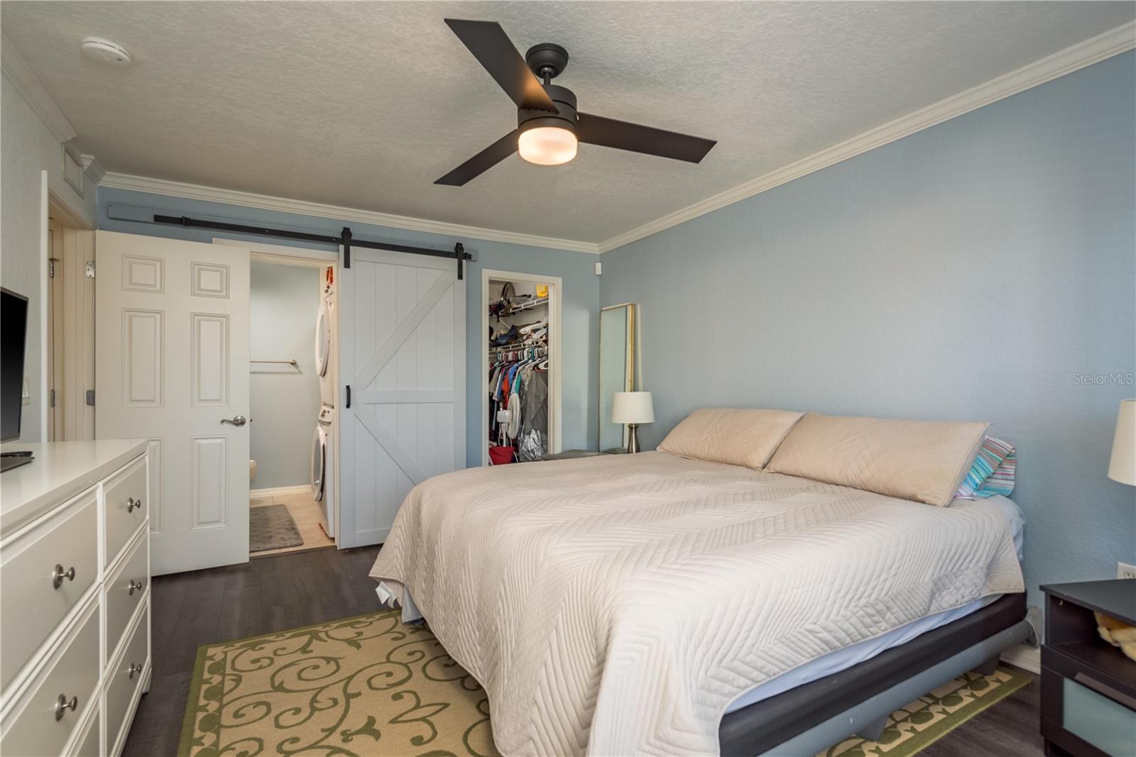 Image 15 of 25 For 720 Lyndhurst Street 1121