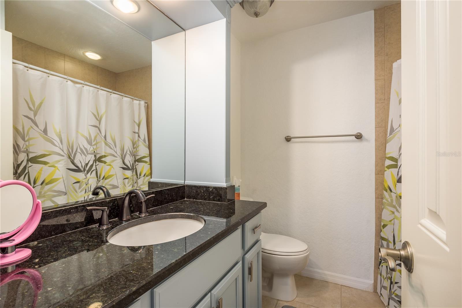 Image 20 of 25 For 720 Lyndhurst Street 1121