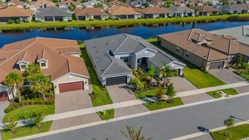 Image 46 of 88 For 4922 Sienna Isles Avenue