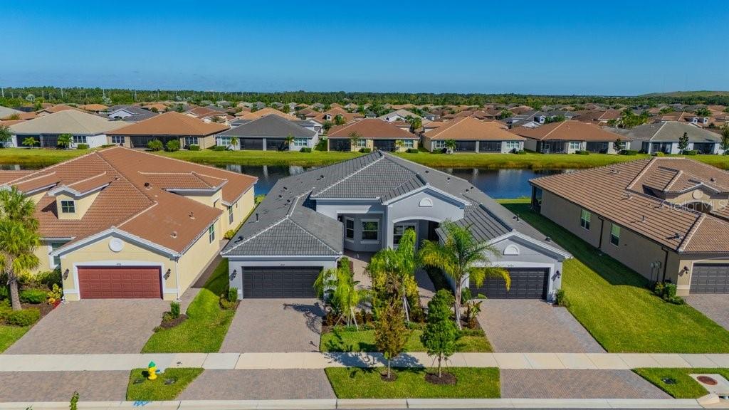 Image 53 of 88 For 4922 Sienna Isles Avenue