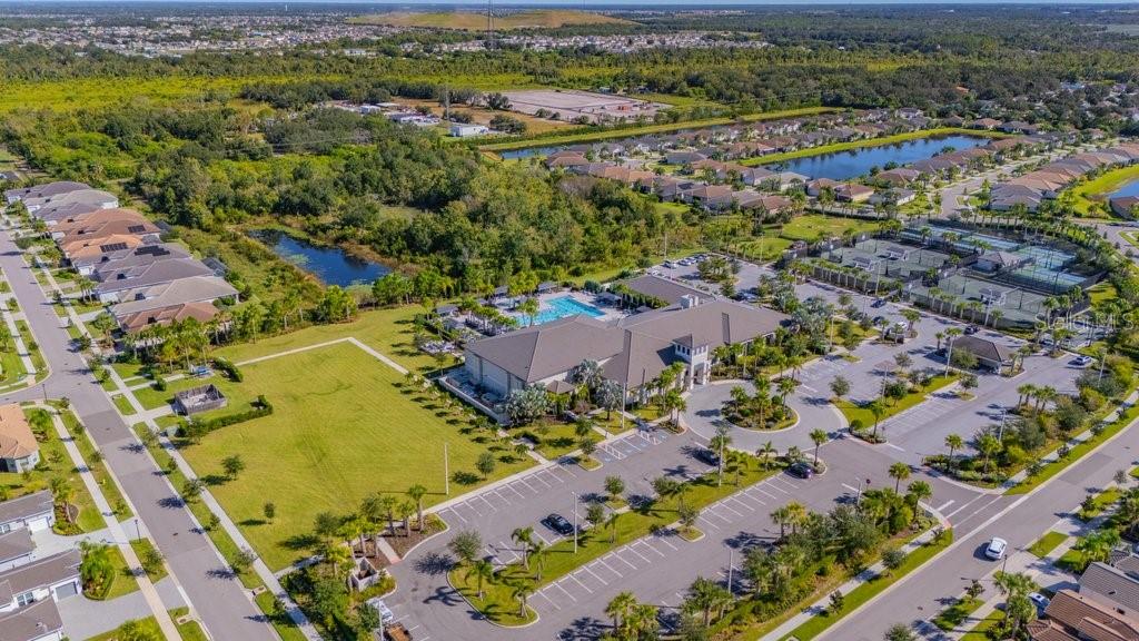 Image 57 of 88 For 4922 Sienna Isles Avenue