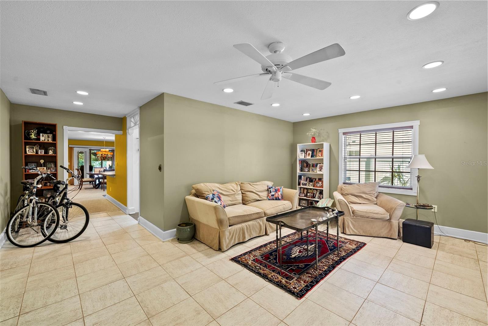 Image 3 of 26 For 3033 Asbury Place