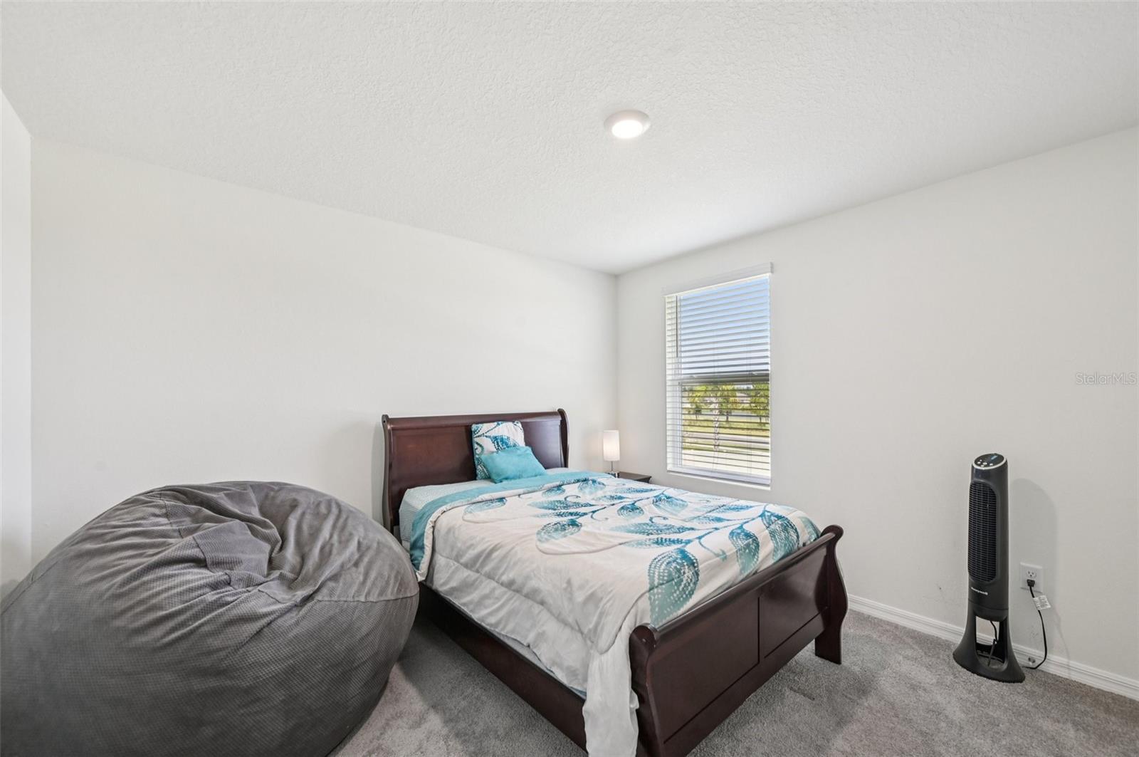 Listing photo id 20 for 5152 Plumeria Drive