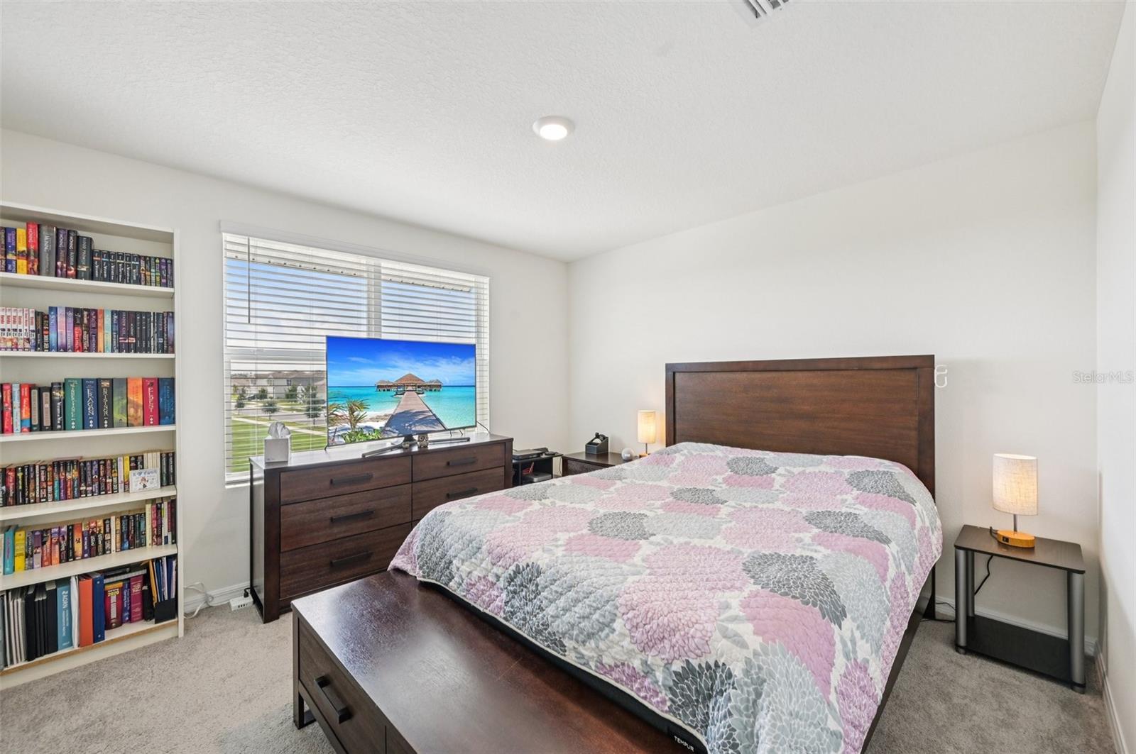 Listing photo id 23 for 5152 Plumeria Drive