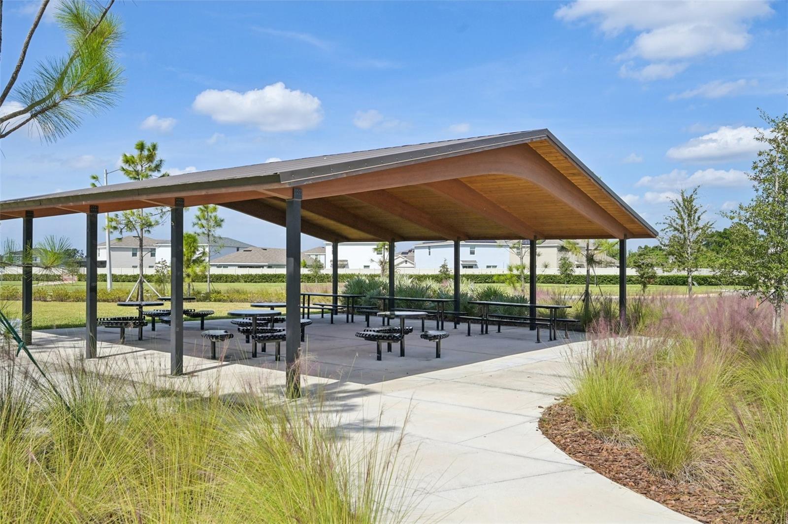 Listing photo id 28 for 5152 Plumeria Drive