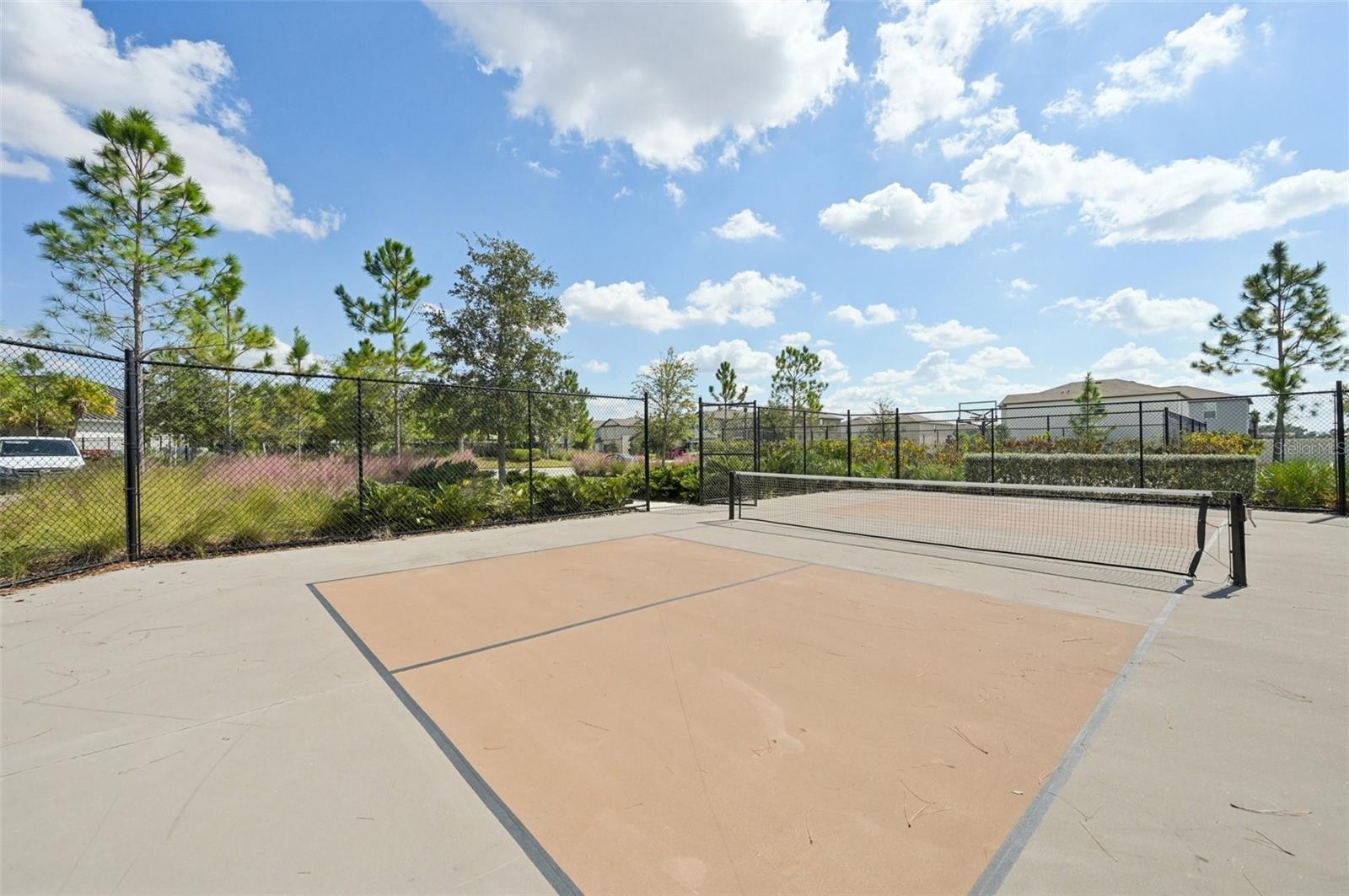 Listing photo id 32 for 5152 Plumeria Drive