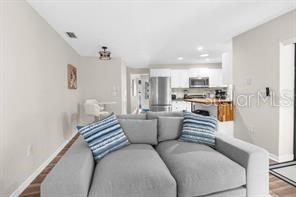 Image 13 of 25 For 13501 Whitby Road