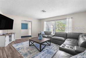 Image 9 of 25 For 13501 Whitby Road