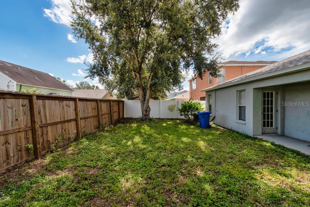 Image 19 of 29 For 714 Cristelle Jean Drive