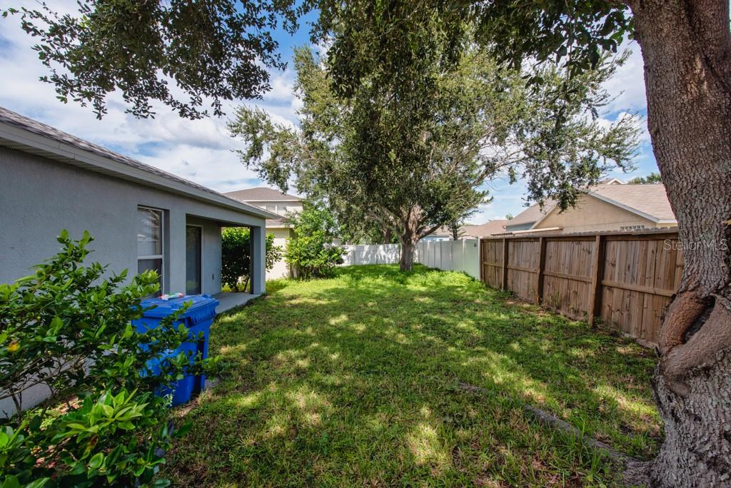 Image 21 of 29 For 714 Cristelle Jean Drive