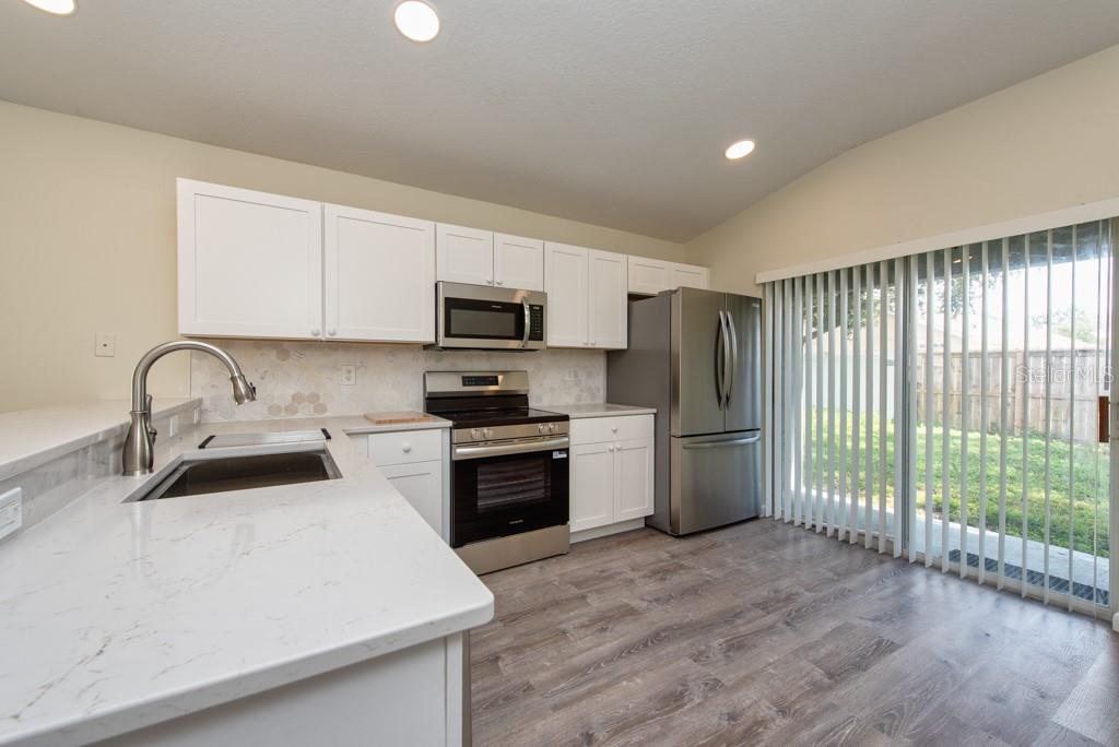 Image 6 of 29 For 714 Cristelle Jean Drive