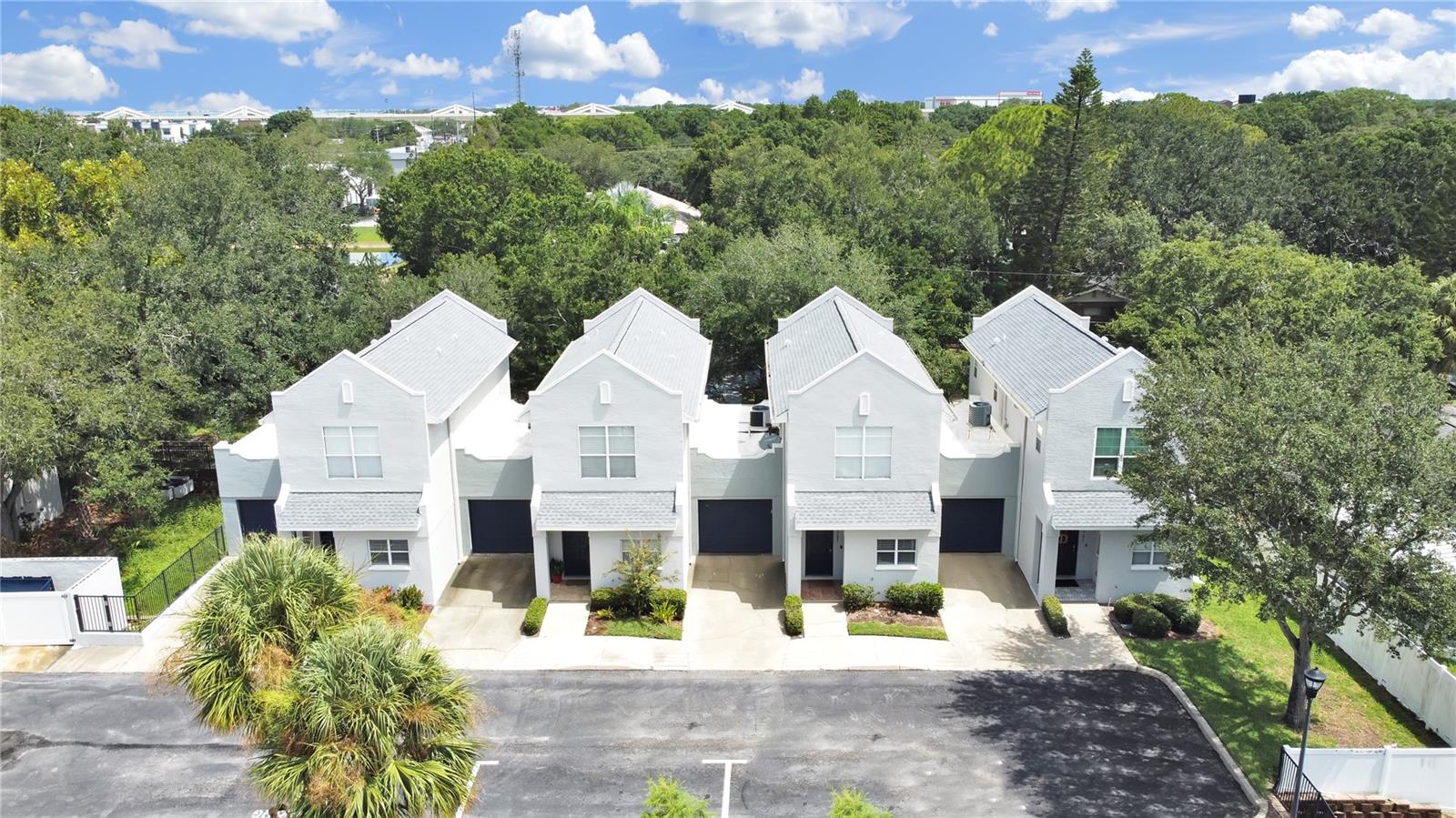 Image 4 of 50 For 4705 Jennings Bay Court 25