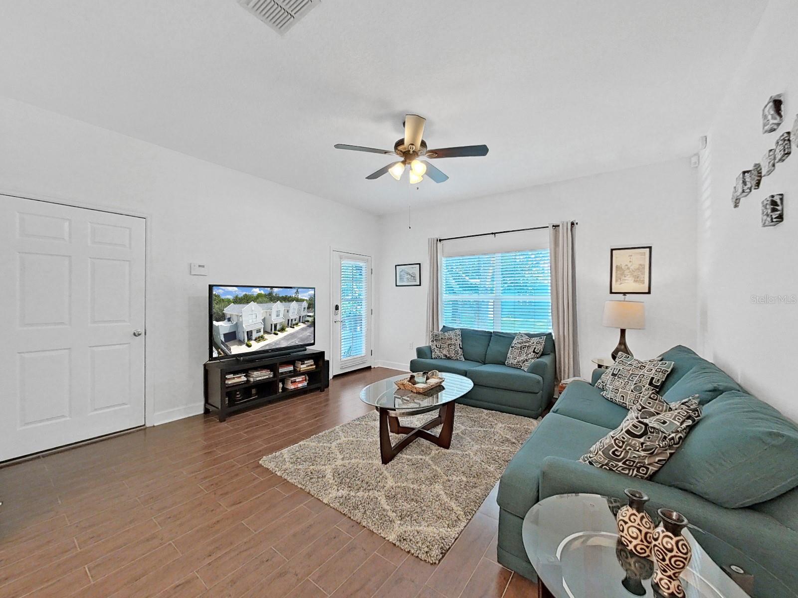 Image 42 of 50 For 4705 Jennings Bay Court 25