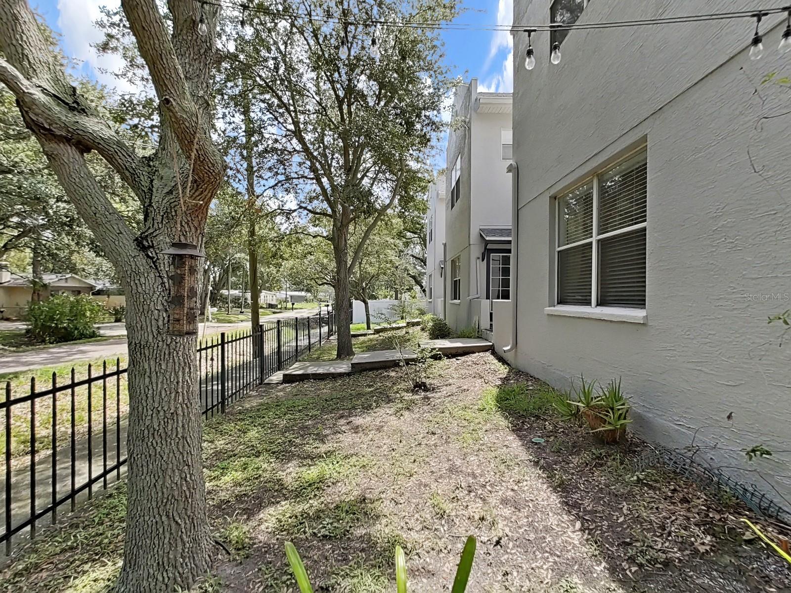 Image 49 of 50 For 4705 Jennings Bay Court 25