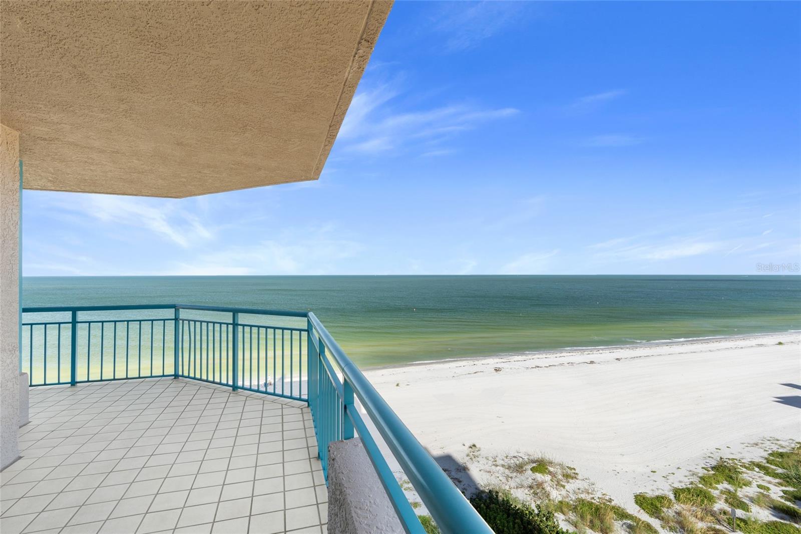 Image 22 of 62 For 1520 Gulf Boulevard 702
