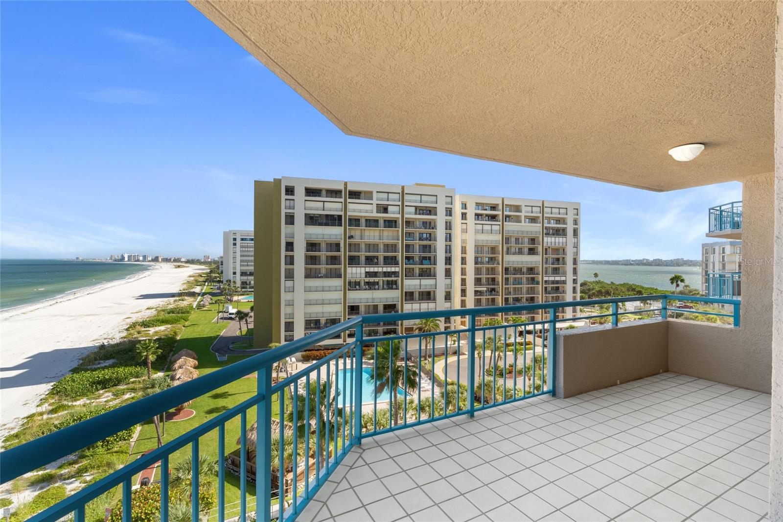 Image 23 of 62 For 1520 Gulf Boulevard 702