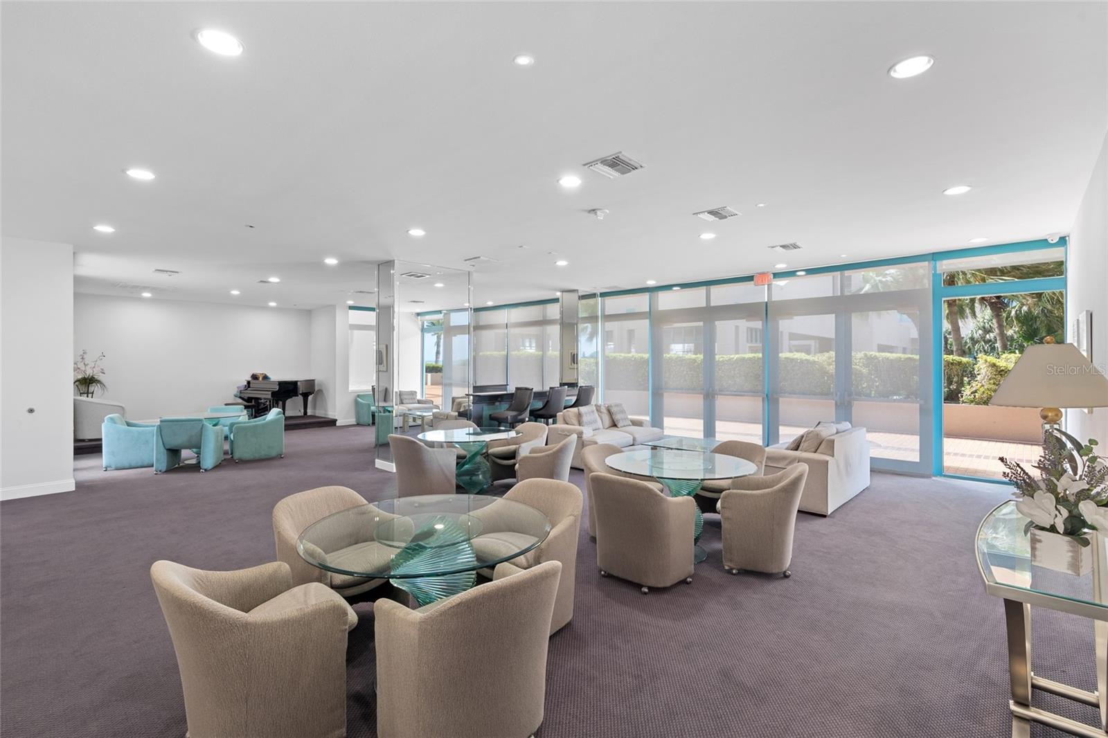 Image 48 of 62 For 1520 Gulf Boulevard 702