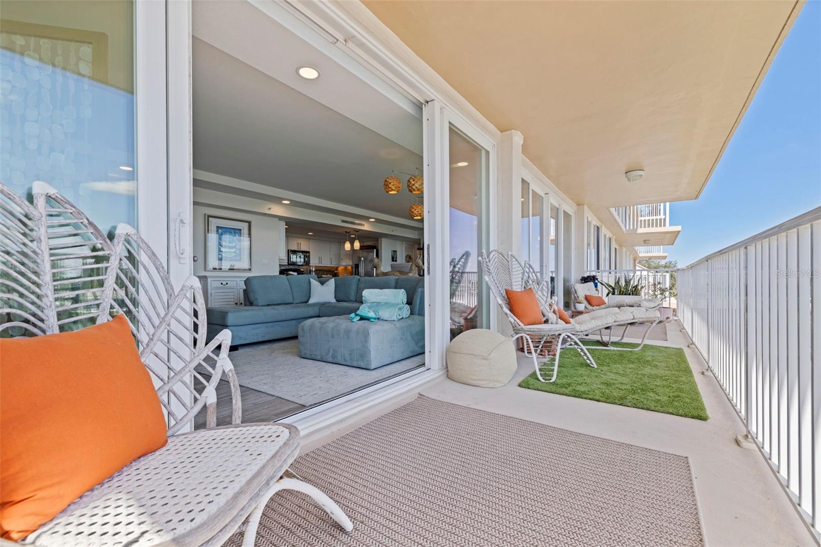 Image 24 of 44 For 223 Island Way 3f