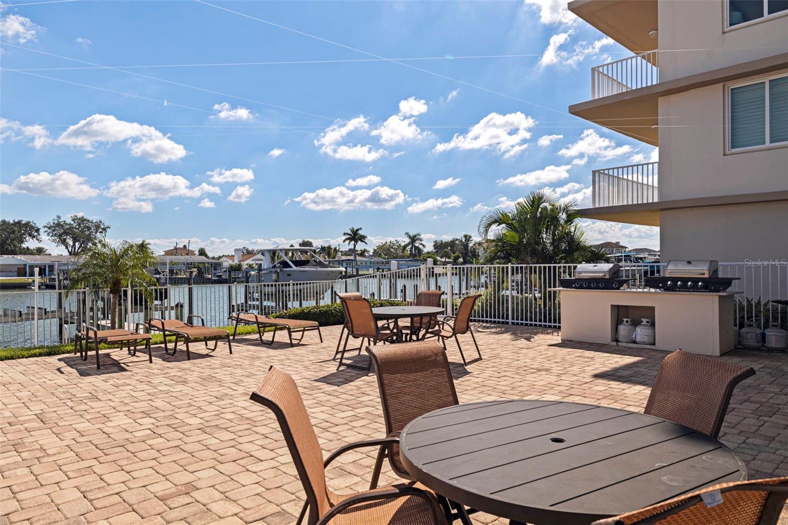 Image 43 of 44 For 223 Island Way 3f