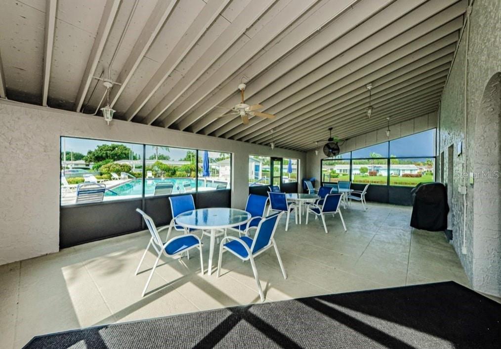 Image 34 of 56 For 2735 Sherbrooke Lane A