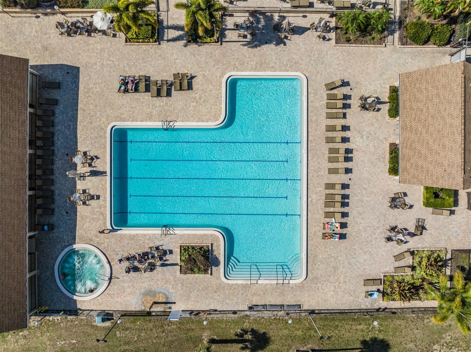 Image 48 of 56 For 2735 Sherbrooke Lane A