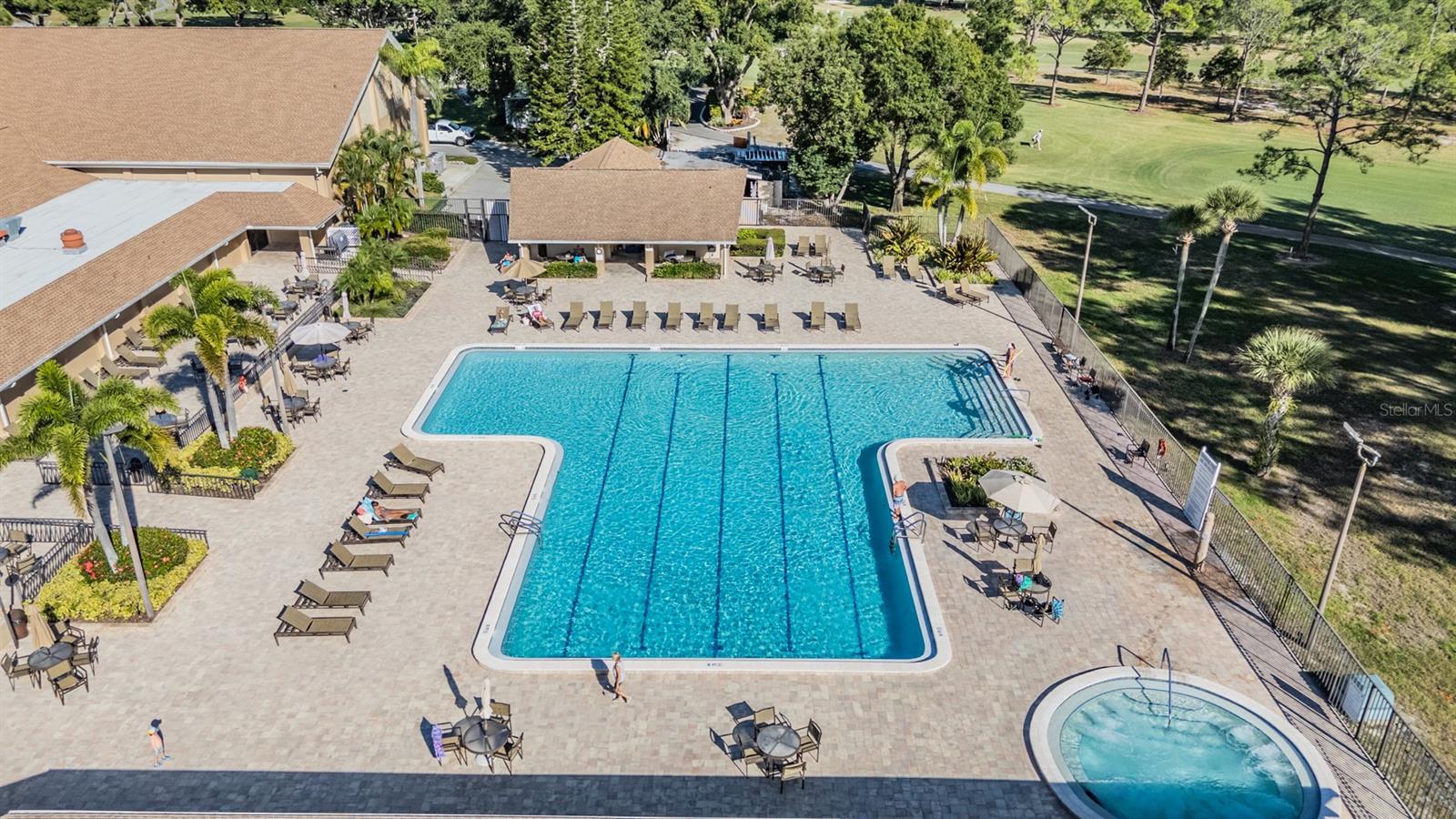 Image 49 of 56 For 2735 Sherbrooke Lane A