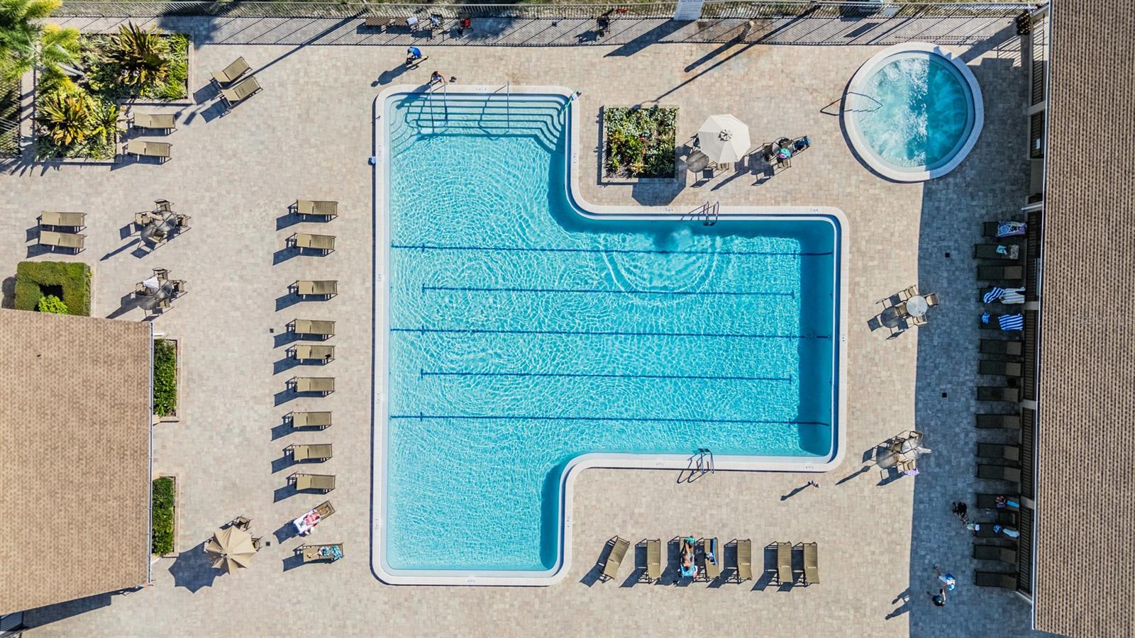 Image 50 of 56 For 2735 Sherbrooke Lane A