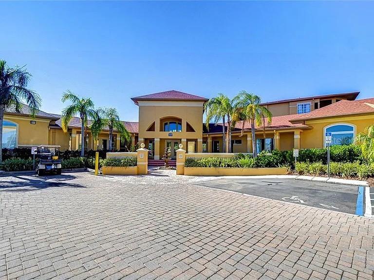 Listing photo id 23 for 4323 Bayside Village Drive 327