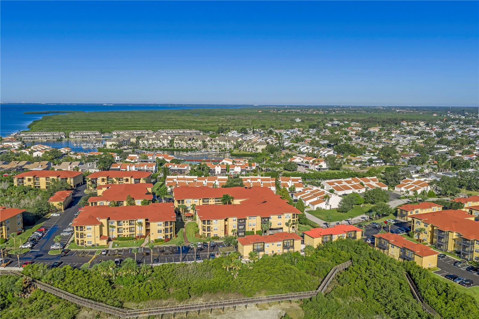 Listing photo id 2 for 4323 Bayside Village Drive 327