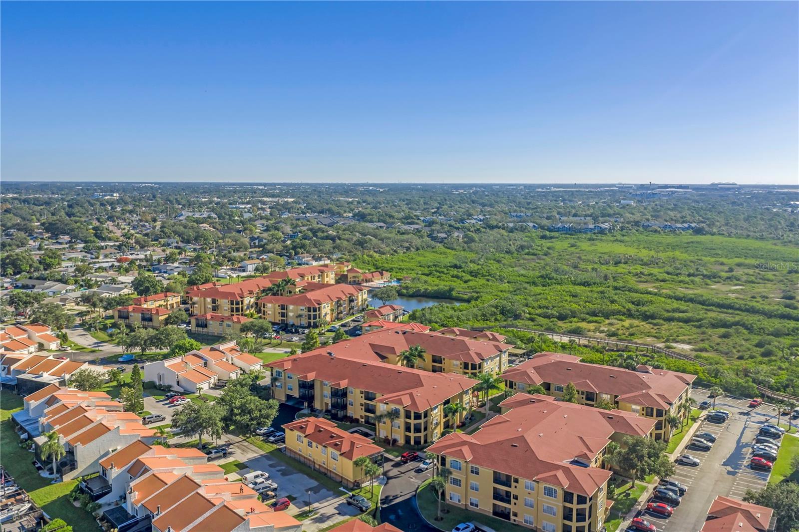 Listing photo id 39 for 4323 Bayside Village Drive 327