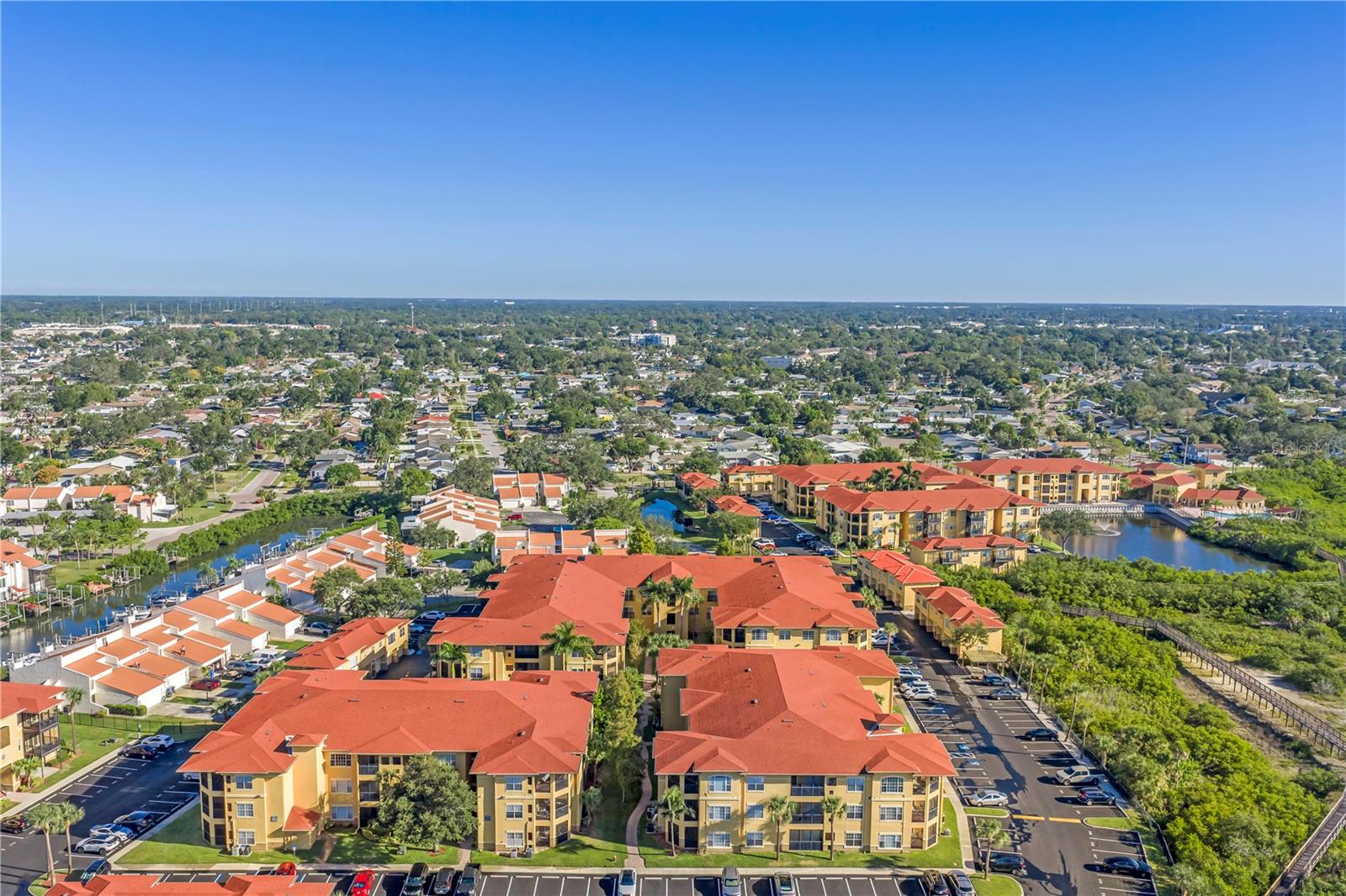 Listing photo id 40 for 4323 Bayside Village Drive 327