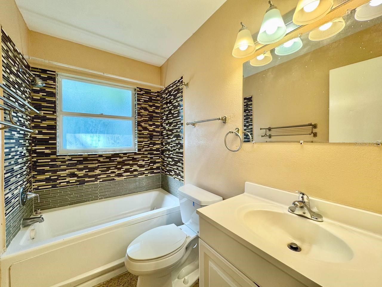 Image 24 of 33 For 2511 Imlay Court S