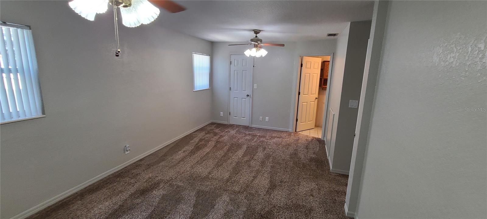 Image 17 of 54 For 7573 40th Terrace N