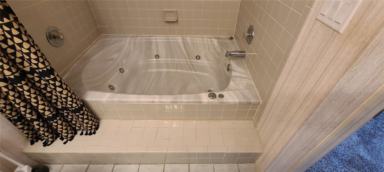 Image 22 of 54 For 7573 40th Terrace N