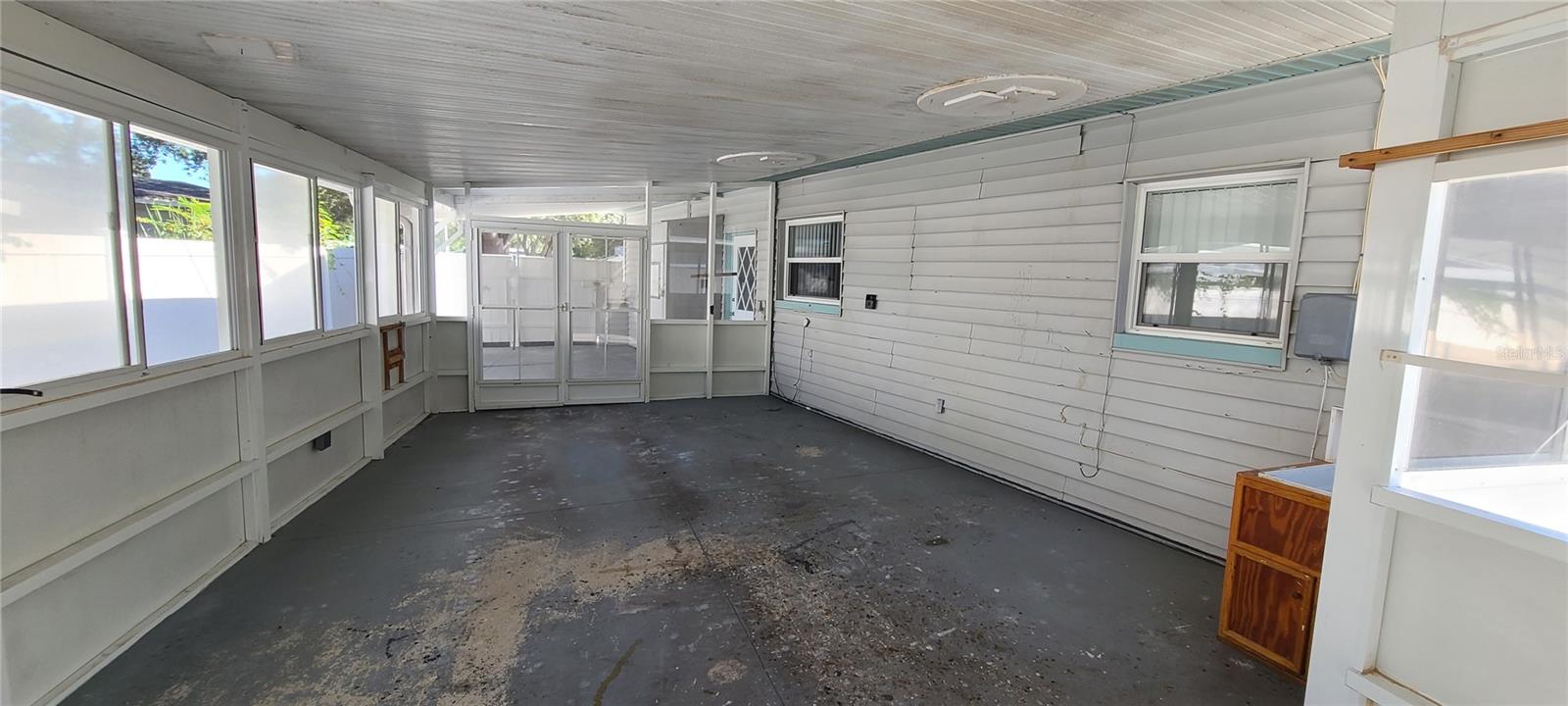 Image 32 of 54 For 7573 40th Terrace N