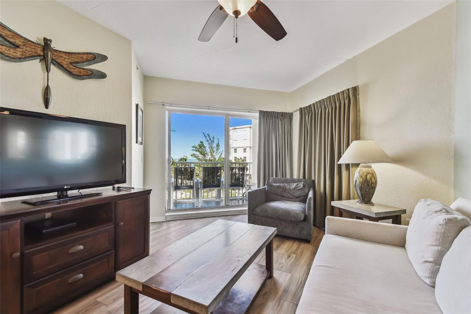Image 19 of 50 For 12000 Gulf Boulevard 309n