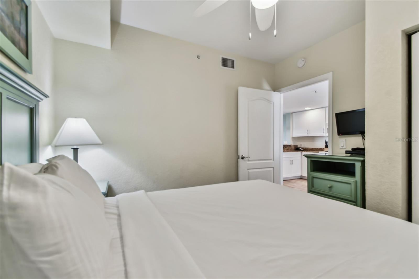 Image 25 of 50 For 12000 Gulf Boulevard 309n
