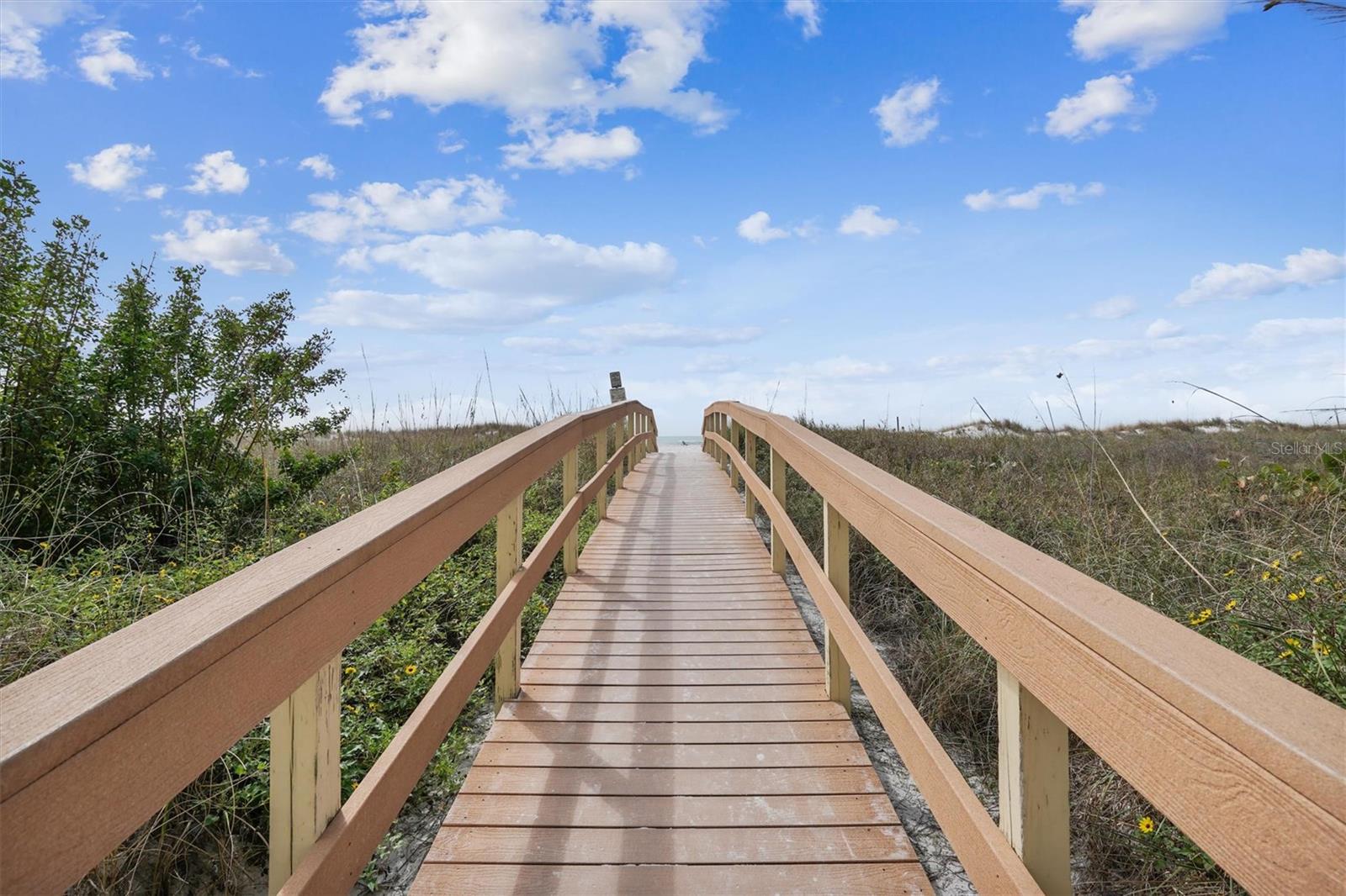 Image 43 of 50 For 12000 Gulf Boulevard 309n